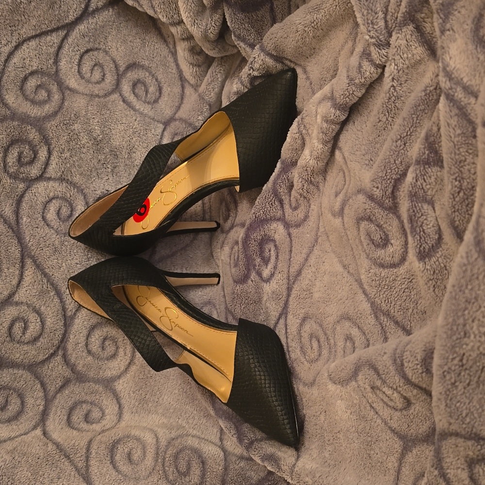 NEW Jessica Simpson black heels